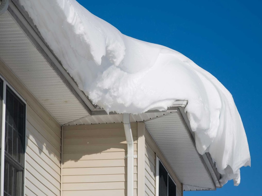 heavy snow load on roof